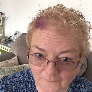 Meet your Posher, Deborah